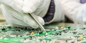 vacuum sealer for electronic components